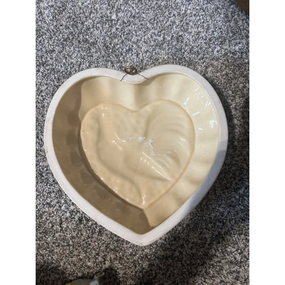 Vintage Heart Shaped Ceramic Rooster Jello Mold Wall Hanging Farmhouse Decor